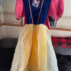 Disney Snow White Kids Costume/Dress Up